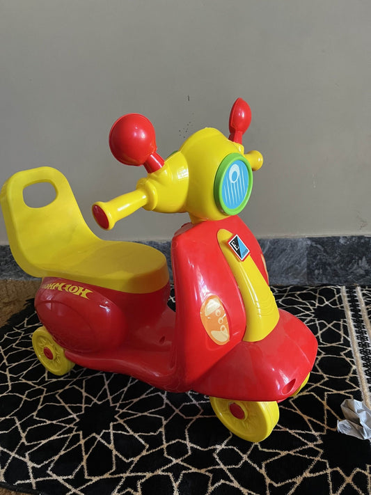 Vespa Hot wheels Bike - innokids.store
